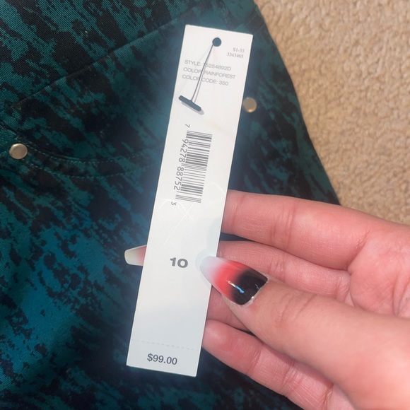 DKNY Rainforest Jeans/Jeggings - Picture 4 of 4